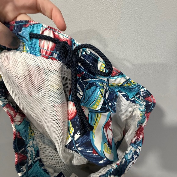 Vineyard Vines Men's Swim Trunks Shorts Board Shorts Fish Floral Print Size S - Picture 5 of 7